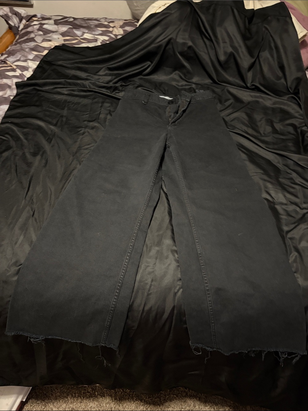 Zara Black Wide-Leg Raw Hem Jeans